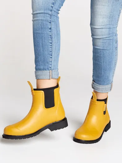 Merry People Bobbi Gumboot | Mustard & Black (Enhanced Traction)